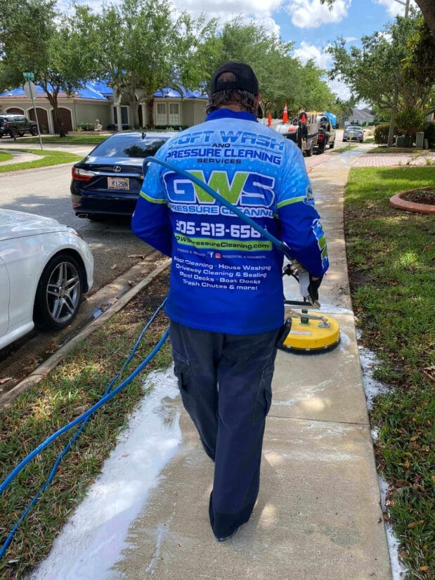 Pressure Washing Services in Kendall, FL