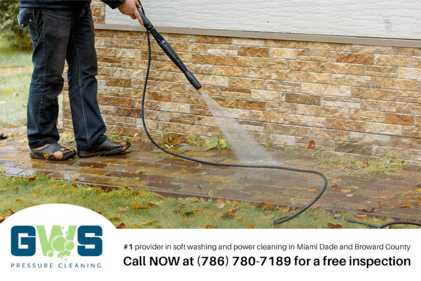 pressure cleaning in miami