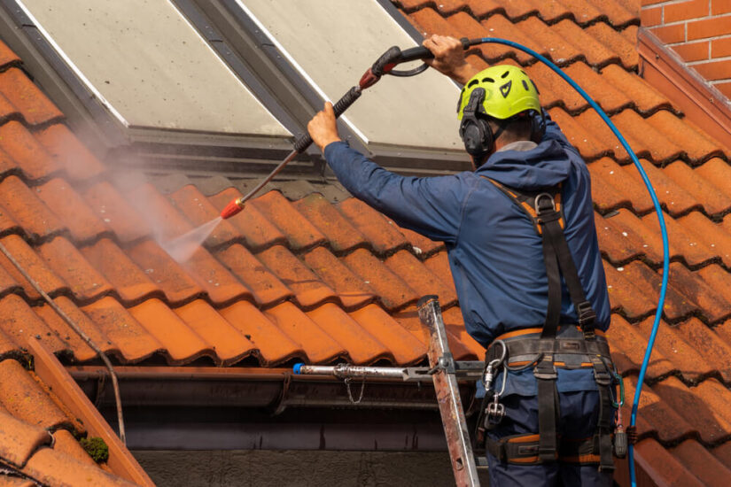 Miami beach top rated roof pressure cleaning services