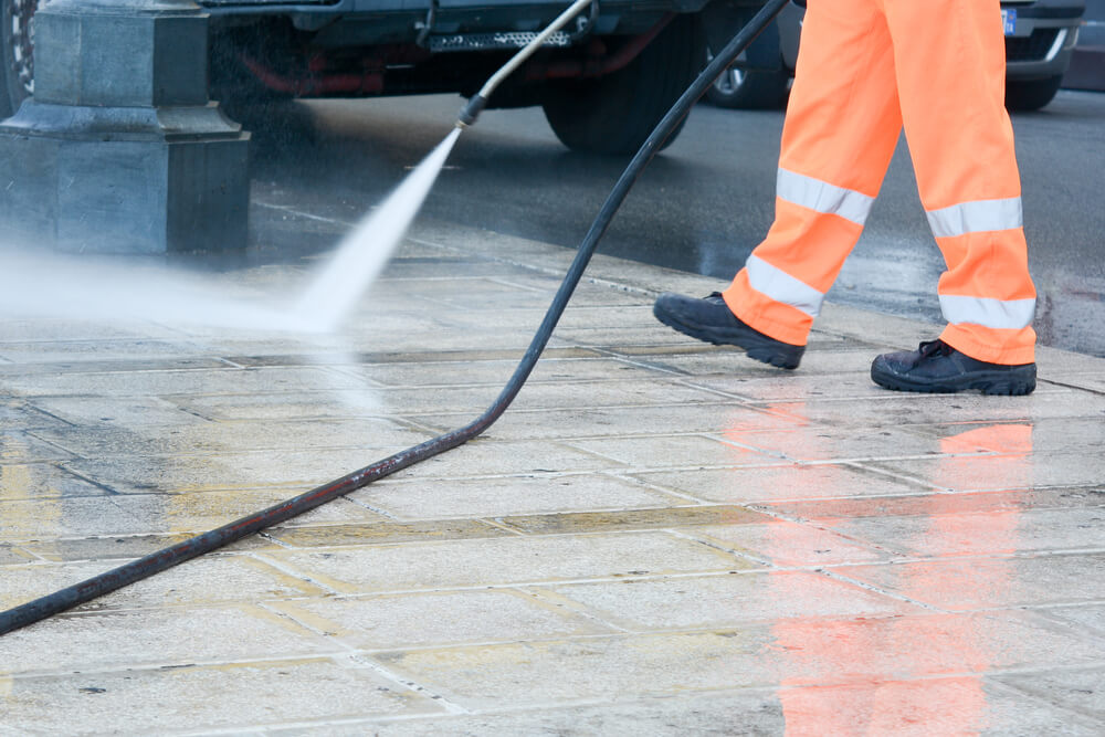 Miami Beach Sidewalk Cleaning | GWS Pressure Cleaning - Sidewalk Cleaning Services For Businesses