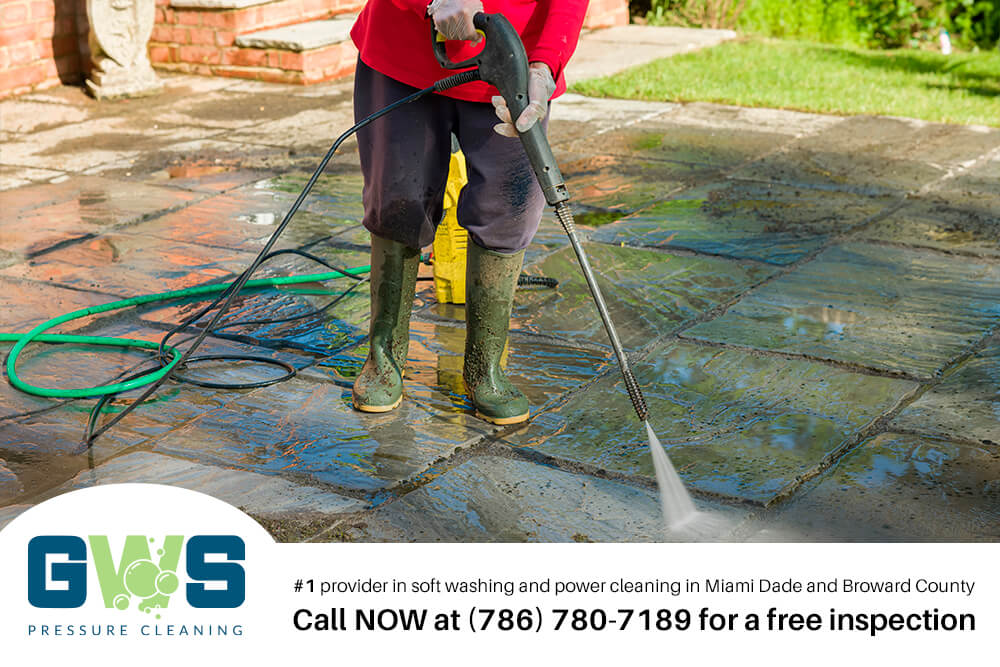 Commercial Pressure Cleaning in Hialeah