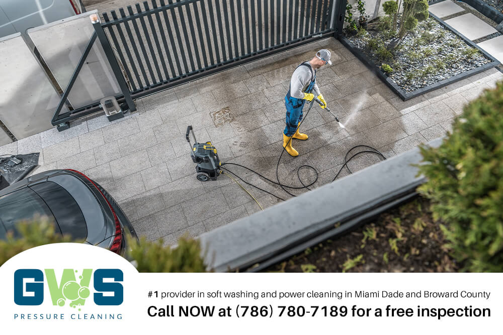 Professional Commercial Sidewalk Cleaning in Hialeah