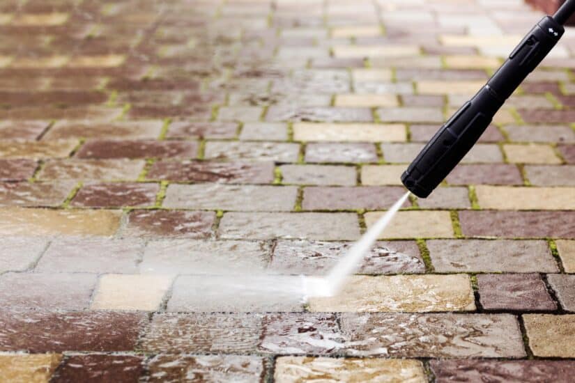 Coral Gables Pressure washing and power washing service